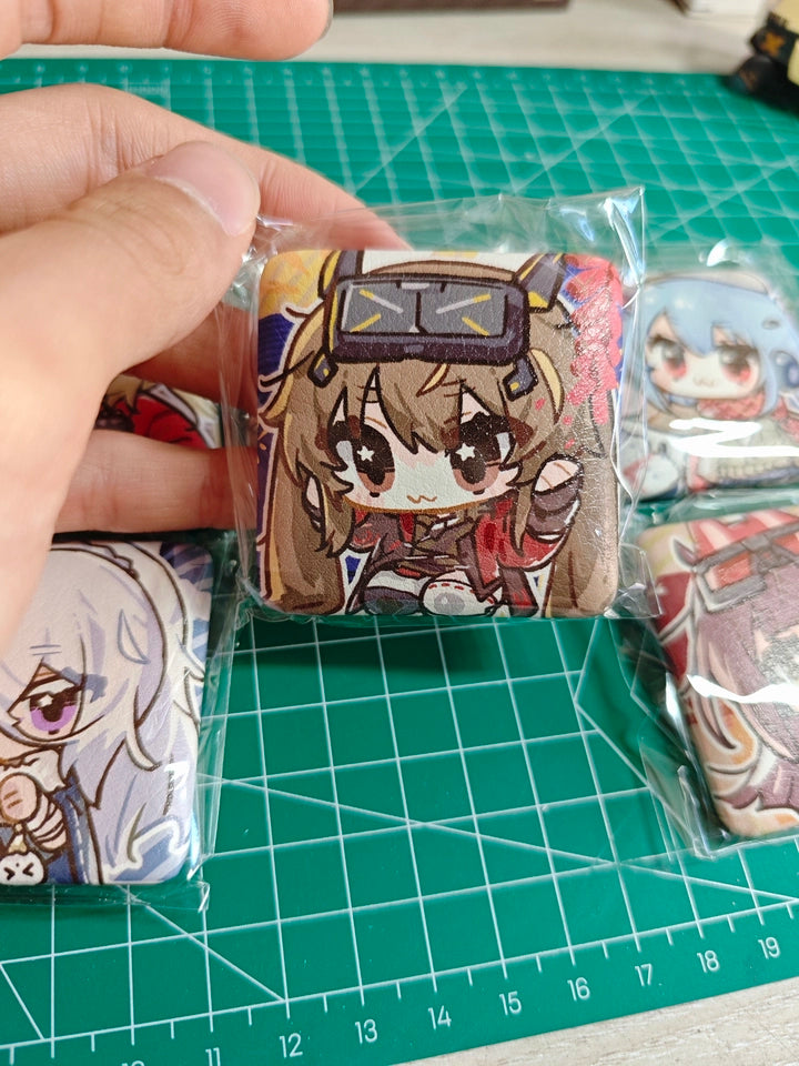 ドールズフロントライン2 - タクティカルドールズ クアドレート ブラインドバッジ — buyer reference photo