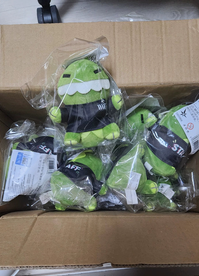 Girls' Frontline 2 - Echoing Heatwave Series Mr. Pizza Plush Charm — buyer reference photo