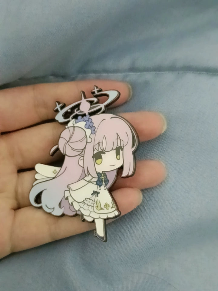 Blue Archive - Fluttering Wings Metal Badge Hina Mika Azusa Ichika — buyer reference photo