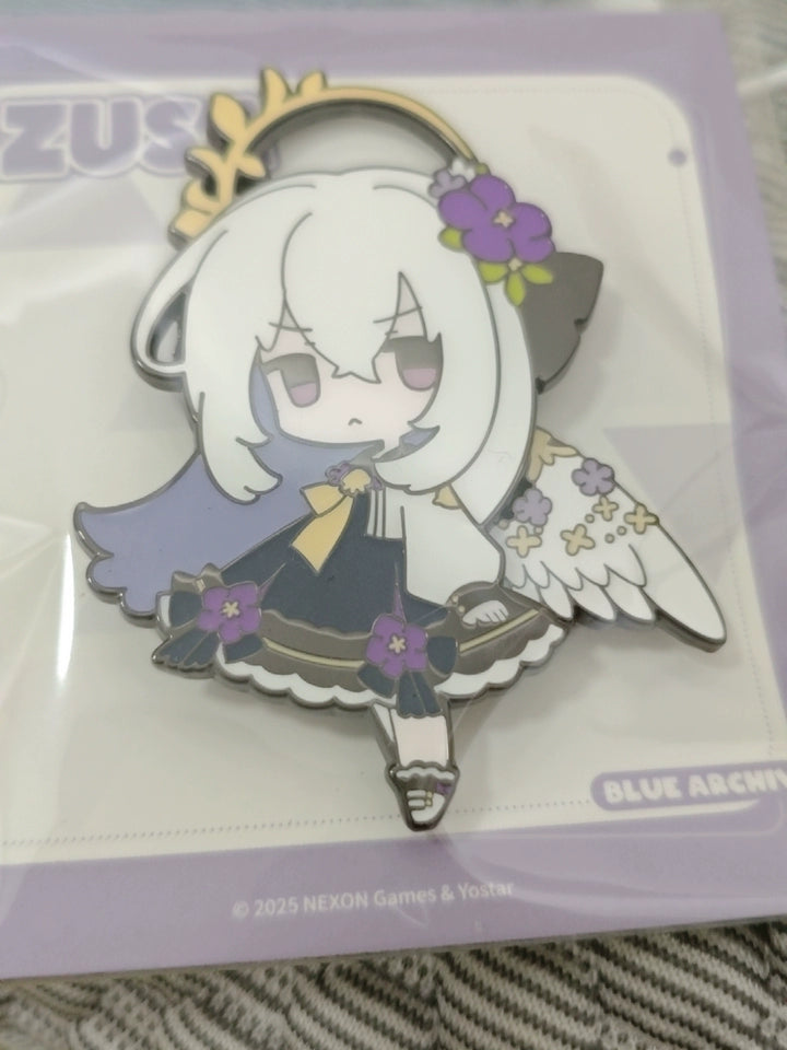 Blue Archive - Fluttering Wings Metal Badge Hina Mika Azusa Ichika — buyer reference photo